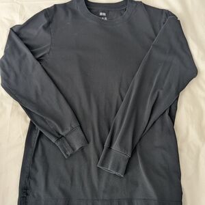 Uniqlo Men's Charcoal Long Sleeve Tee